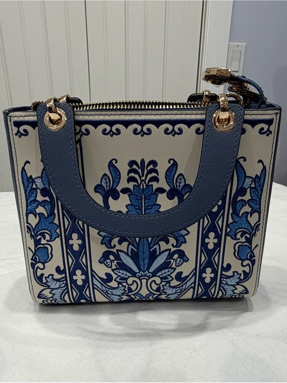Sino Blue Floral Embroidered Small Leather Top-Handle Women’s Bag. NEW!